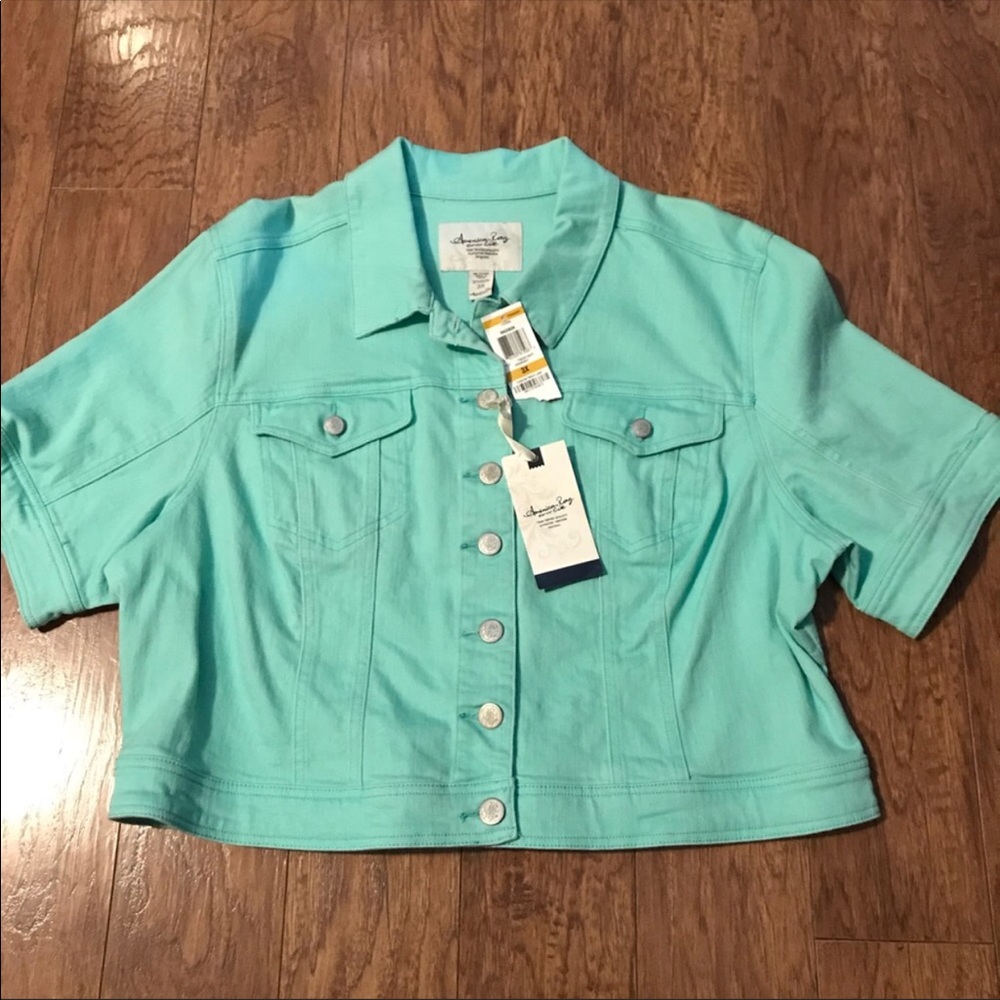 👰🏻WEDDING SALE💍 NWT American Rag Denim Jacket